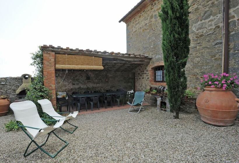 آپارتمان 3 خوابه, Borgo Rapale