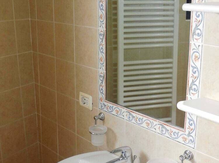 آپارتمان 3 خوابه, Borgo Rapale