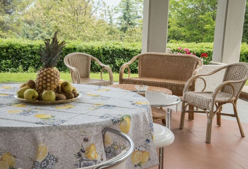 コンフォーとスイートルーム, Tatiana Luxury Villa & B&b