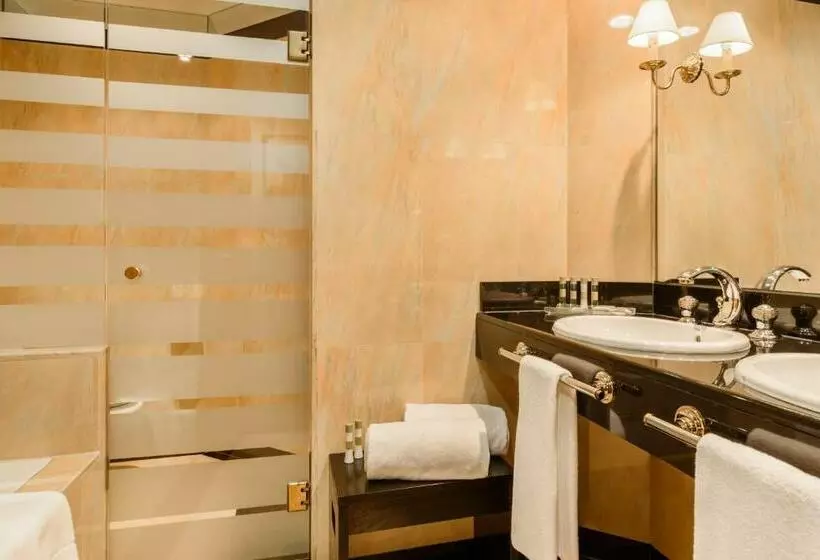 ジュニアスイート, Eurostars Gran Hotel Santiago