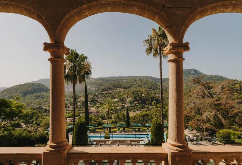 스위트, Grand Hotel Son Net