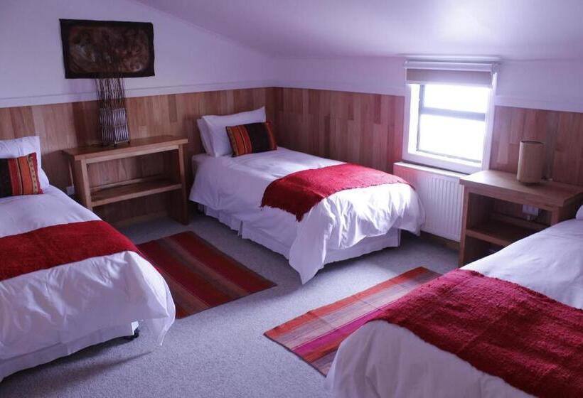 اتاق استاندارد سه نفره, Aquaterra