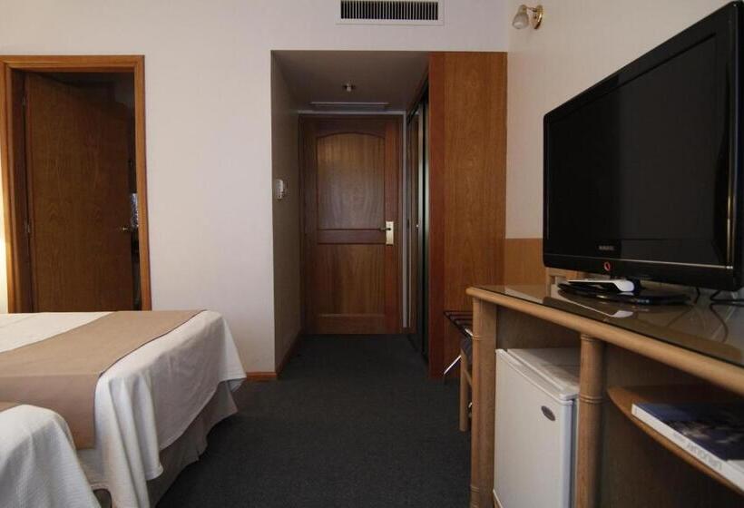 اتاق استاندارد, Crystal Palace