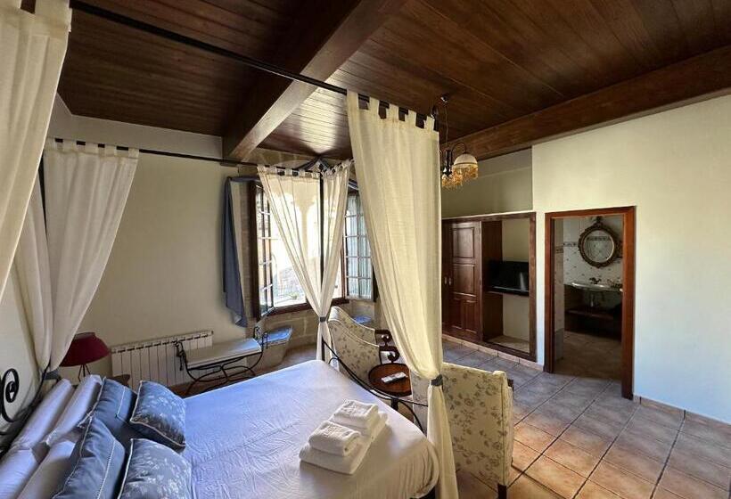 סוויטה עם נוף לעיר, De La Villa