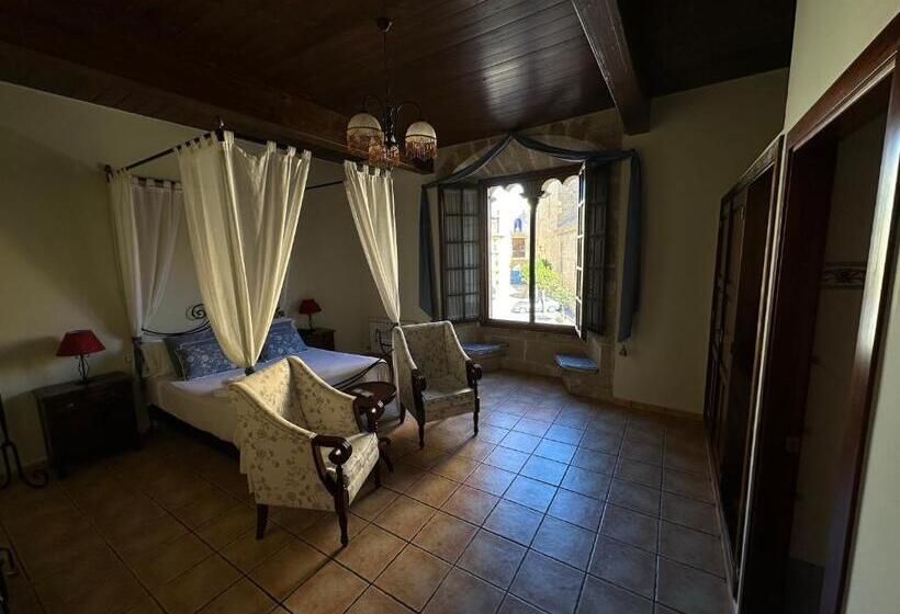 סוויטה עם נוף לעיר, De La Villa