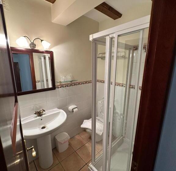 חדר סטנדרט, De La Villa