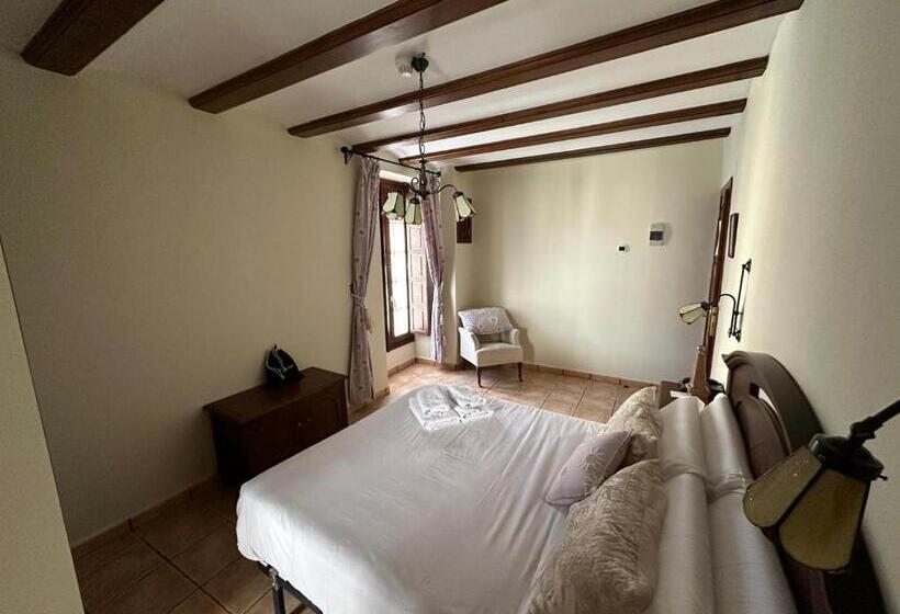 חדר סטנדרט, De La Villa