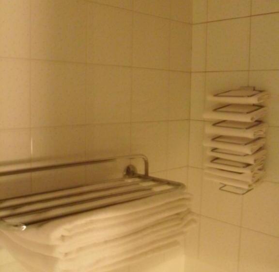 Номер Стандарт, Des Alpes