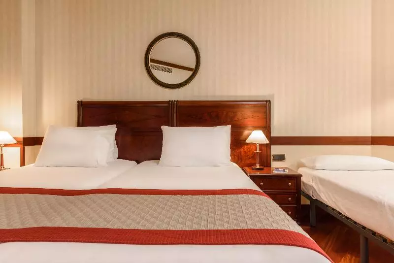 スタンダードトリプルルーム, Eurostars Gran Hotel Santiago