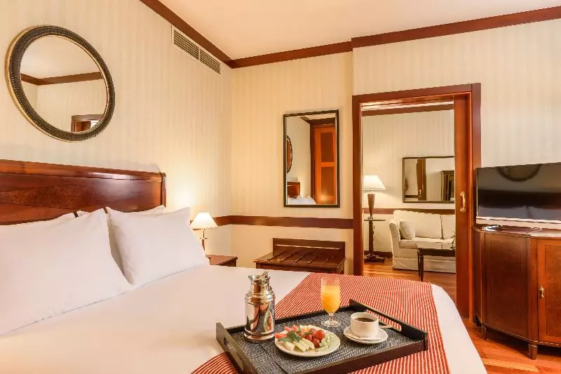 ジュニアスイート, Eurostars Gran Hotel Santiago