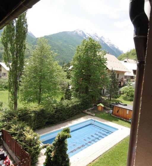 غرفة قياسية, Hôtel Les Vallois