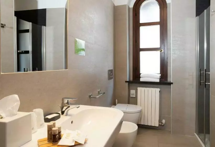 Basic-huone, Le Torri Castiglione Falletto