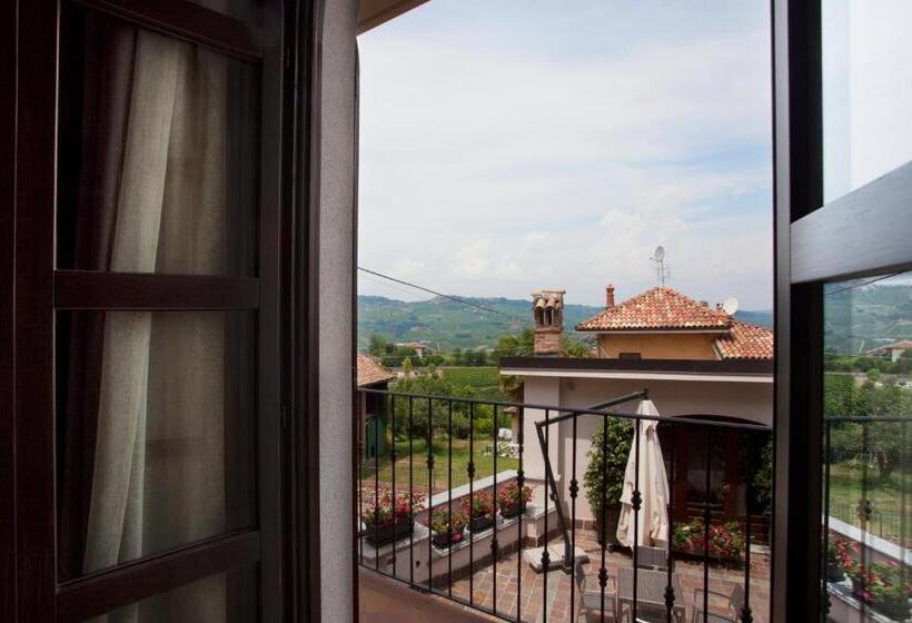 חדר סטנדרט עם מרפסת, Le Torri   Castiglione Falletto