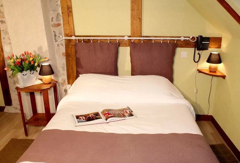 Номер Стандарт, Logis Auberge Le Colombien Hôtel Et Restaurant