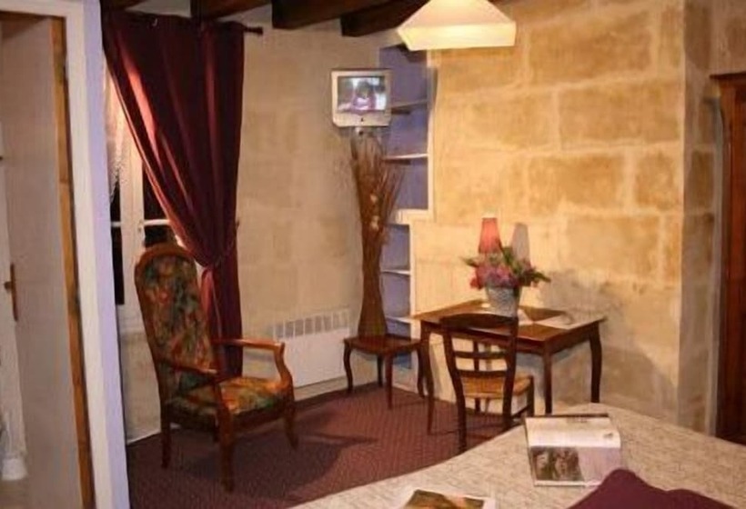 Номер Стандарт, Logis Auberge Le Colombien   Hôtel Et Restaurant