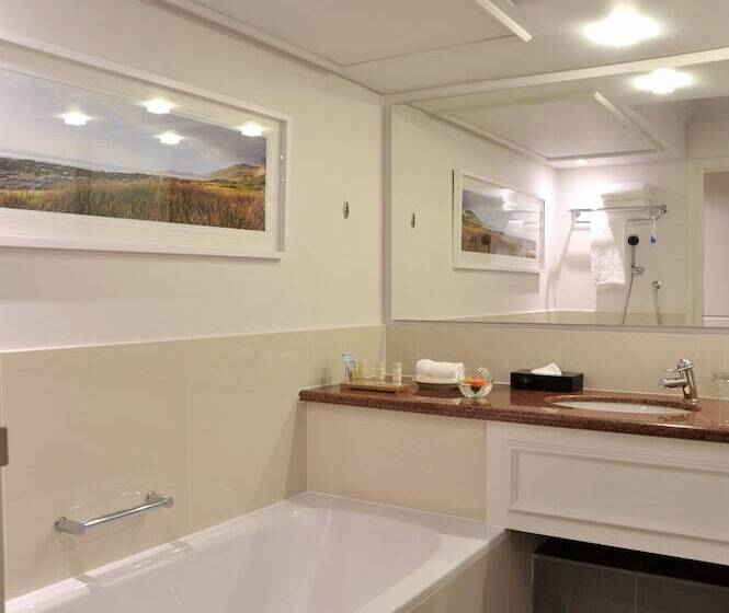 اتاق استاندارد, Radisson Collection Hotel, Waterfront Cape Town