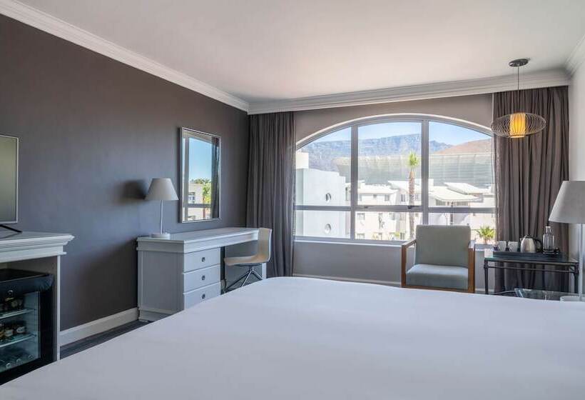 اتاق استاندارد, Radisson Collection Hotel, Waterfront Cape Town