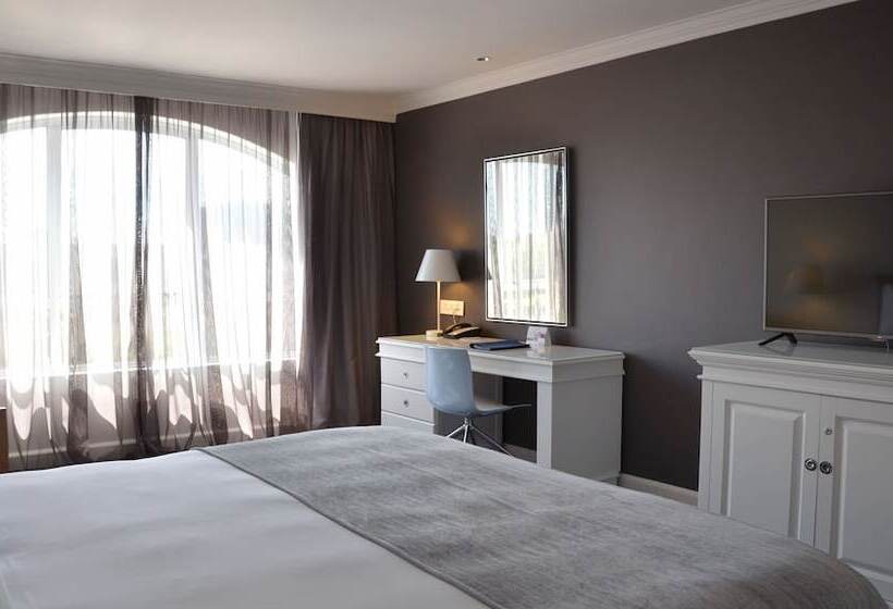 اتاق استاندارد, Radisson Collection Hotel, Waterfront Cape Town