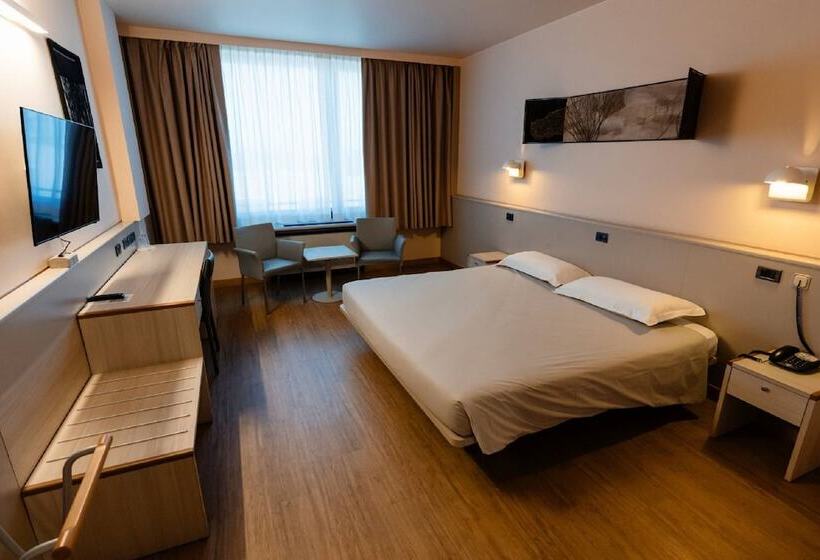 スタンダードルーム, Ristorante I Castelli