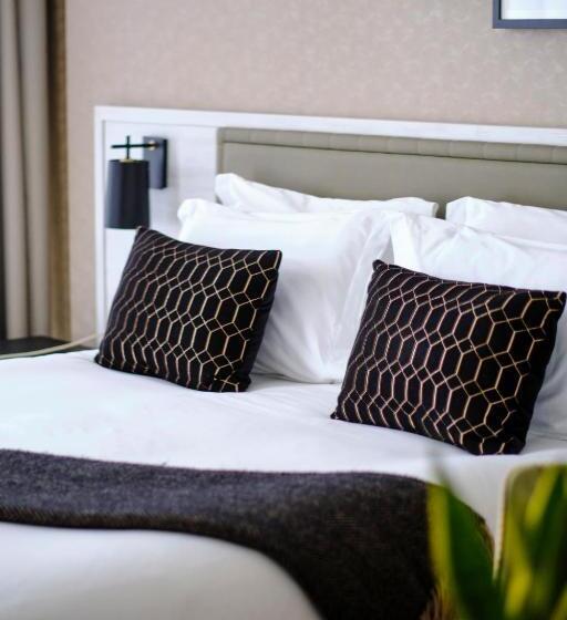 标准工作室, The Clermont London Victoria