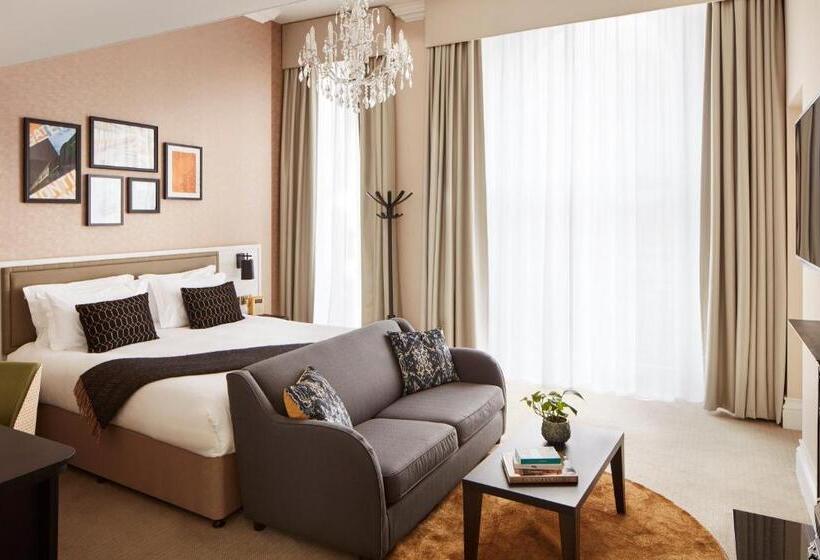 Студия Стандарт, The Clermont London Victoria