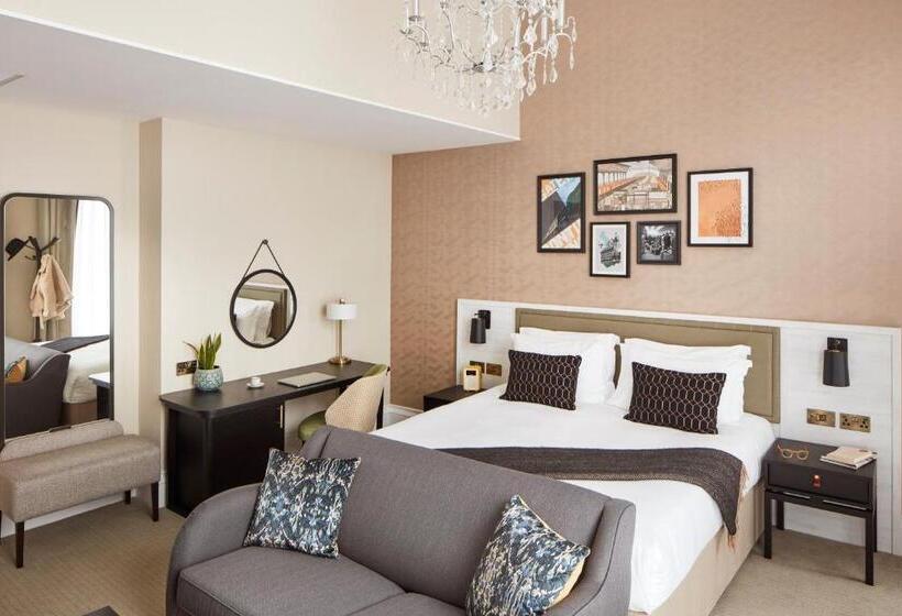 标准工作室, The Clermont London Victoria