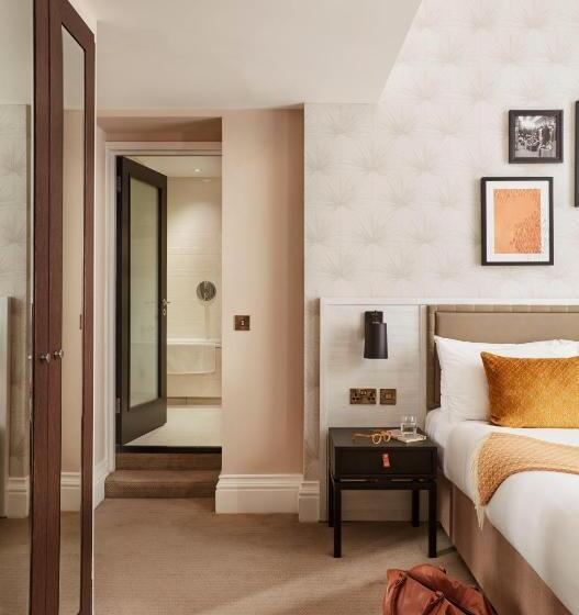 带大床的高级房间, The Clermont London Victoria