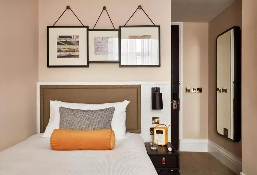 クラシックシングルルーム, The Clermont London Victoria