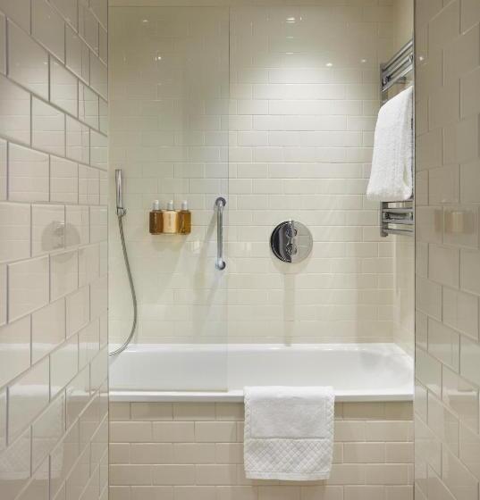 Номер Классика Кровать Кинг, The Clermont London Victoria