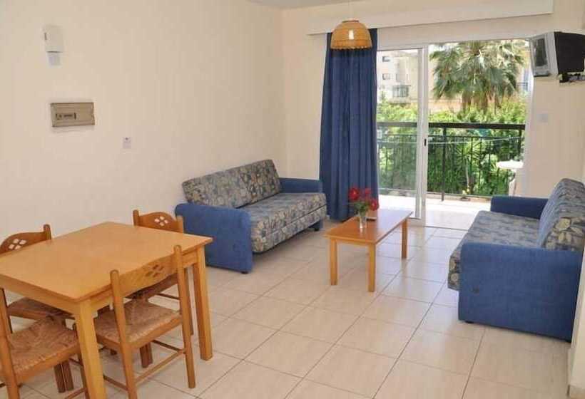 スタンダードスタジオ, Mariela Hotel Apartments