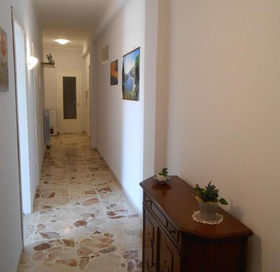 חדר סטנדרט, Amunì Siracusa