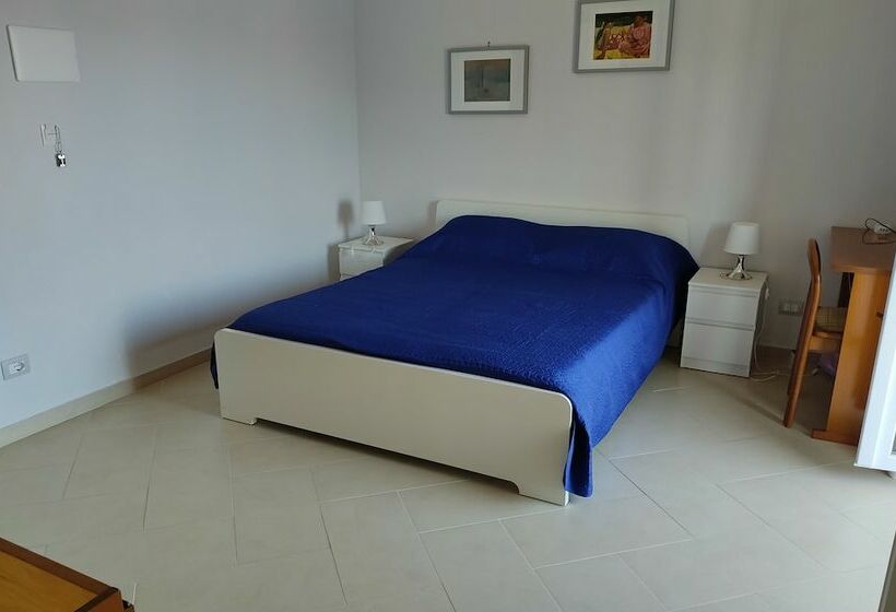 חדר סטנדרט, Amunì Siracusa