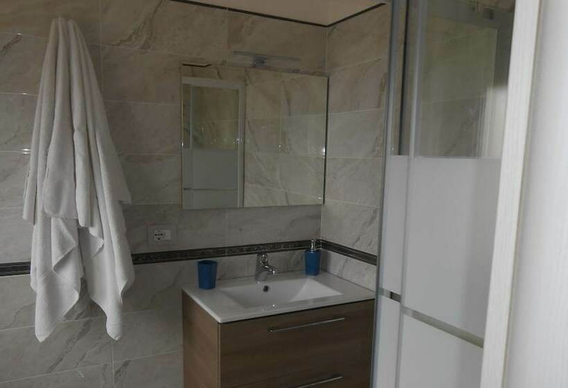 חדר סטנדרט, Amunì Siracusa