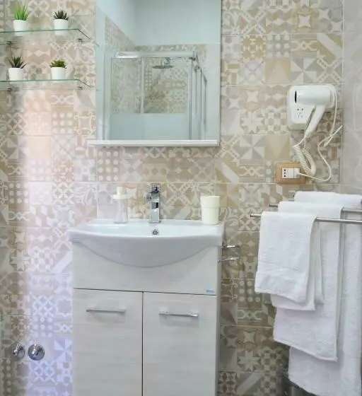 Standard Neljän Hengen Huone, Casa Fiorita