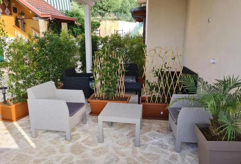 اتاق استاندارد سه نفره, B&b La Casa Di Martina