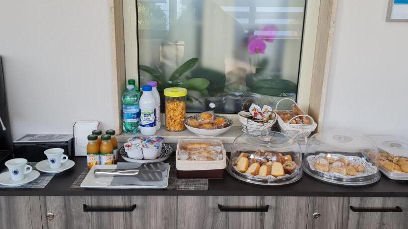 اتاق استاندارد سه نفره, B&b La Casa Di Martina