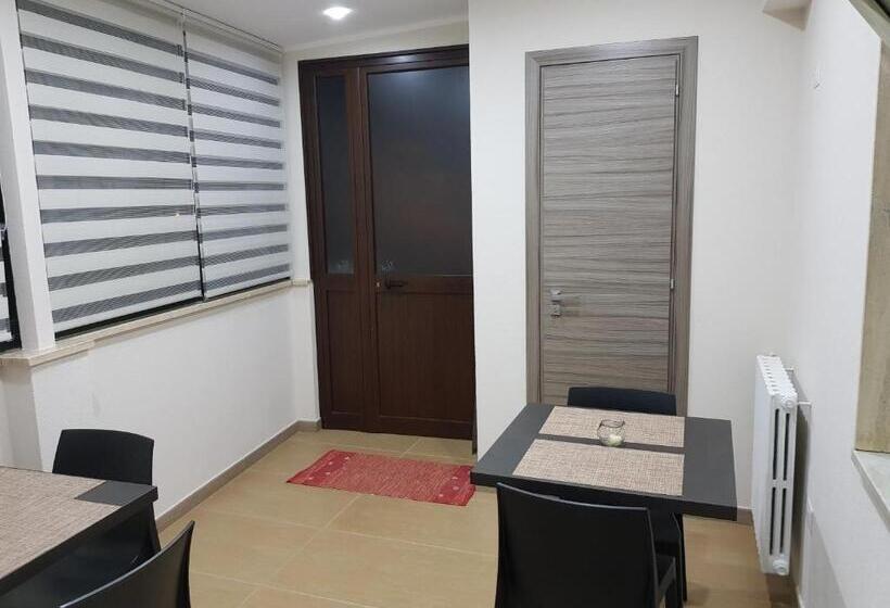 اتاق استاندارد سه نفره, B&b La Casa Di Martina