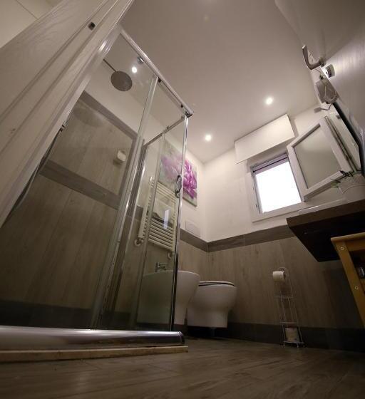 اتاق استاندارد, La Piazzetta