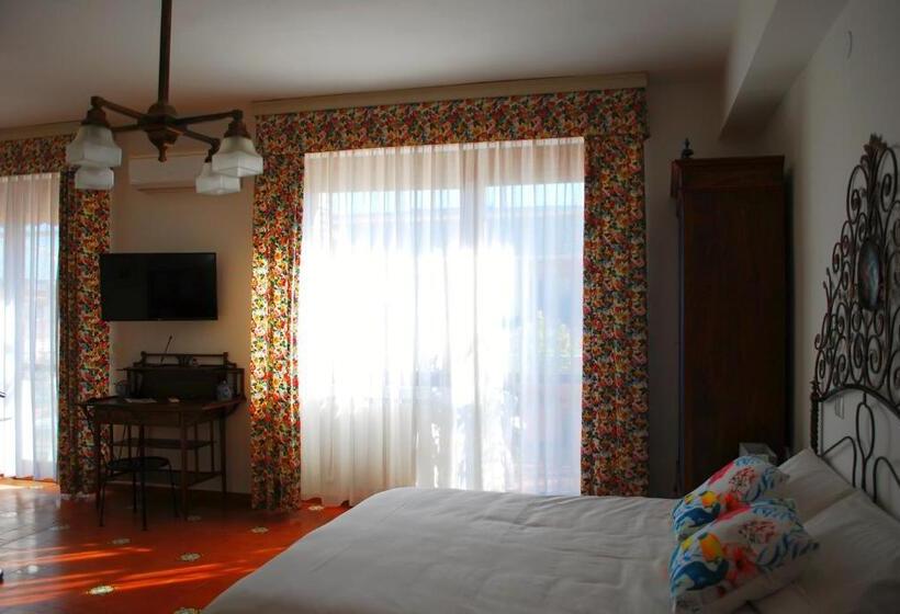 غرفة ديلوكس عائلية, La Terrazza Di Anna