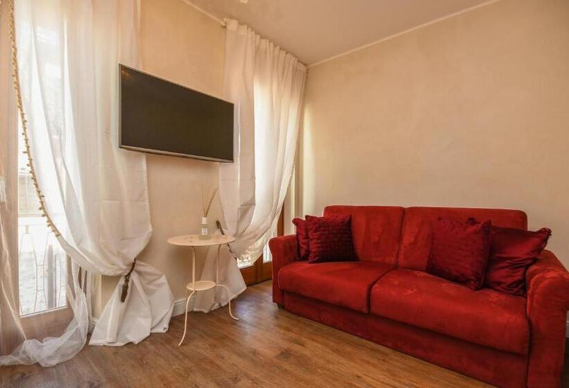 Полулюкс, Luxury Suite Sirmione