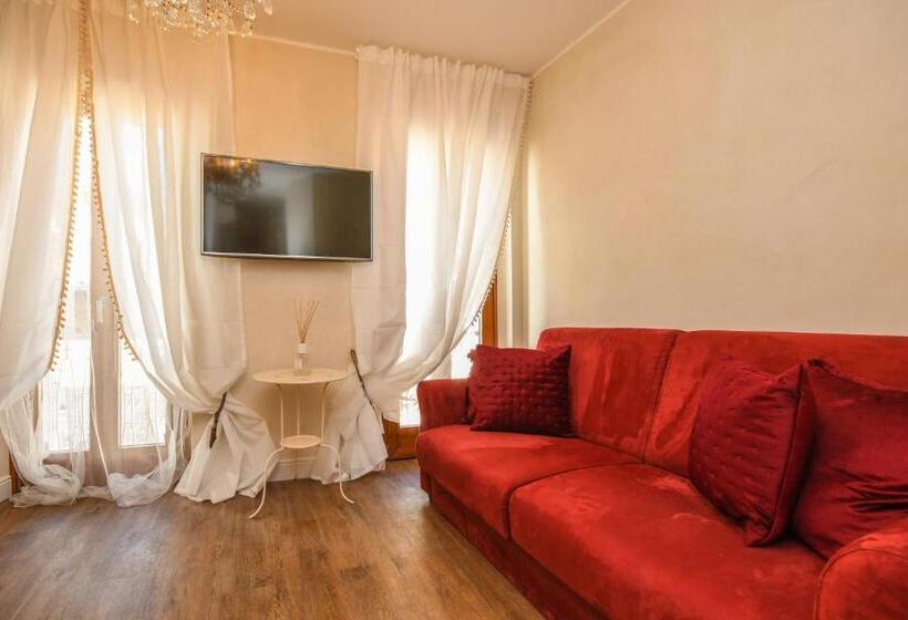 Полулюкс, Luxury Suite Sirmione