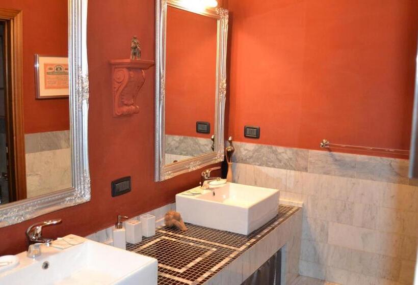 اتاق استاندارد سه نفره, The Black Sheep B&b