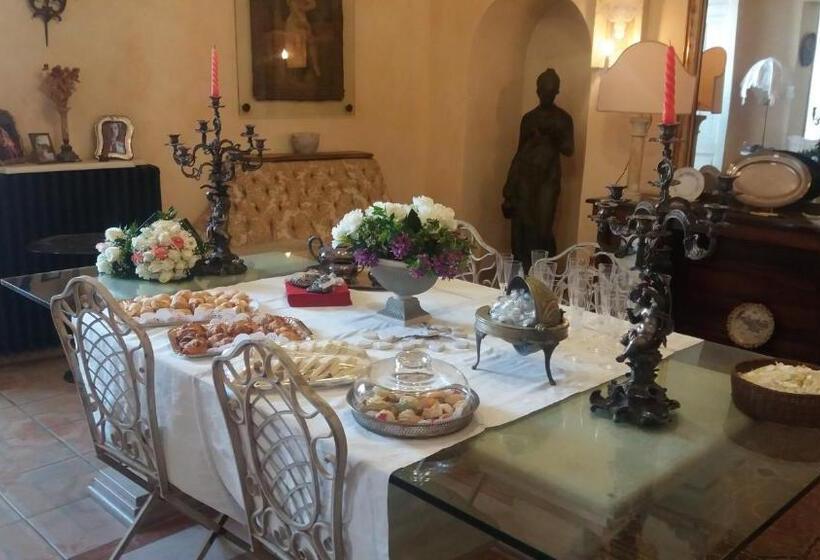 חדר דחוקס עם מיטת קינג, B&b Palazzo De Matteis