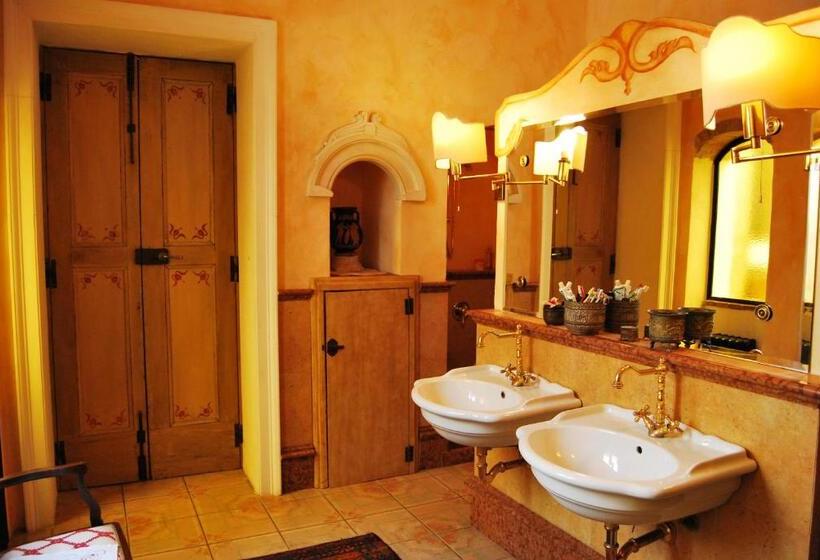 חדר דחוקס עם מיטת קינג, B&b Palazzo De Matteis