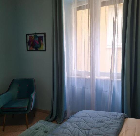 חדר סטנדרט, Sweet Dream