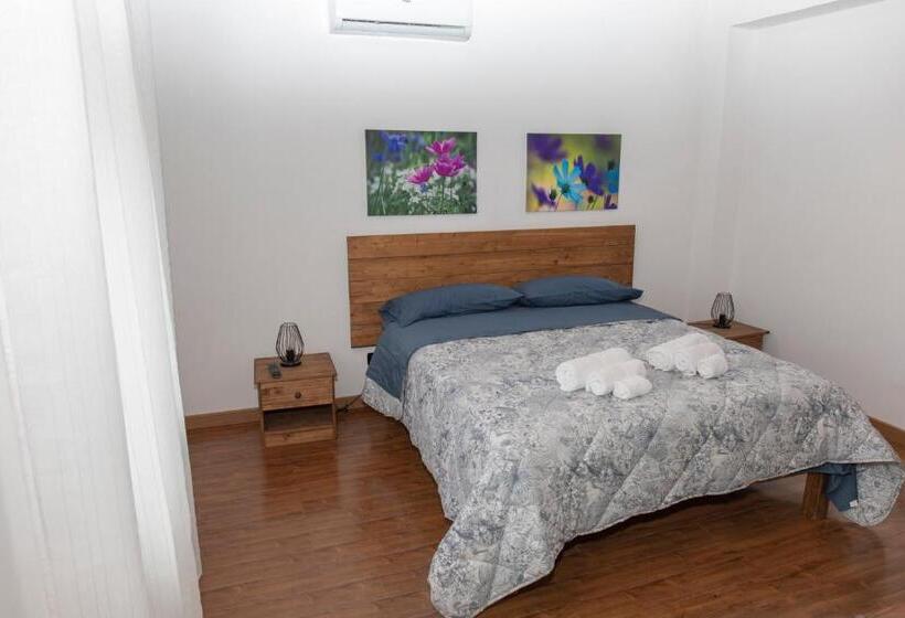 スタンダードトリプルルーム, Fattoria Il Laghetto