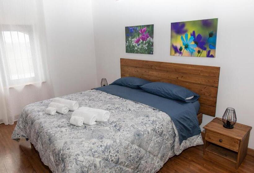 スタンダードトリプルルーム, Fattoria Il Laghetto