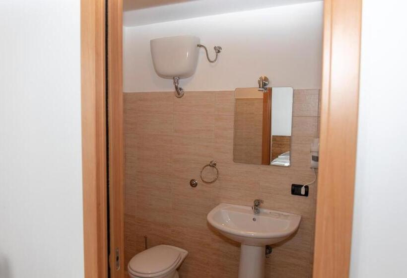 デラックスルーム, Fattoria Il Laghetto