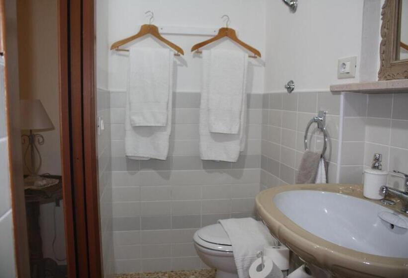 豪华三人间, La Rocca Mia House B&b