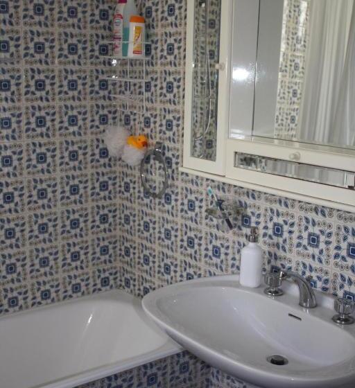 اتاق یک تخته با چشم‌انداز باغ, La Rocca Mia House B&b